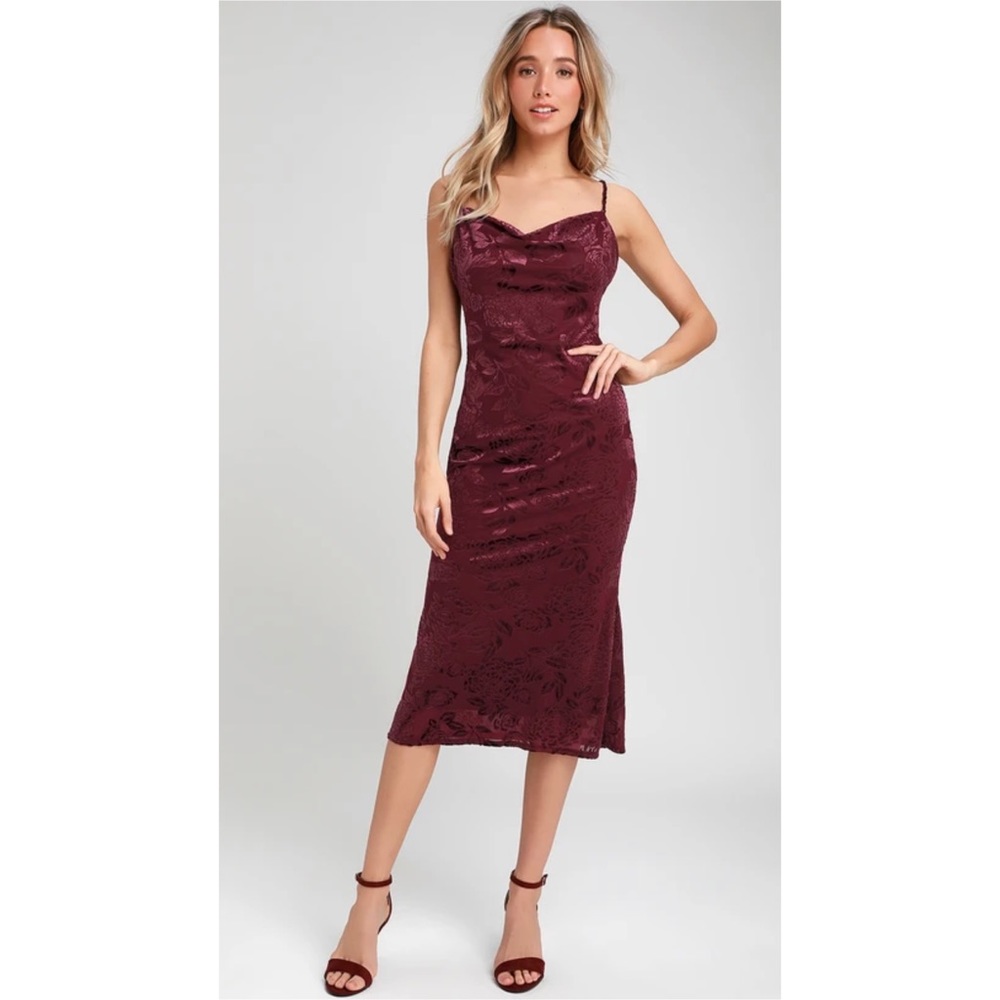 Lulus Noelle Burgundy Burnout Velvet Midi Dress